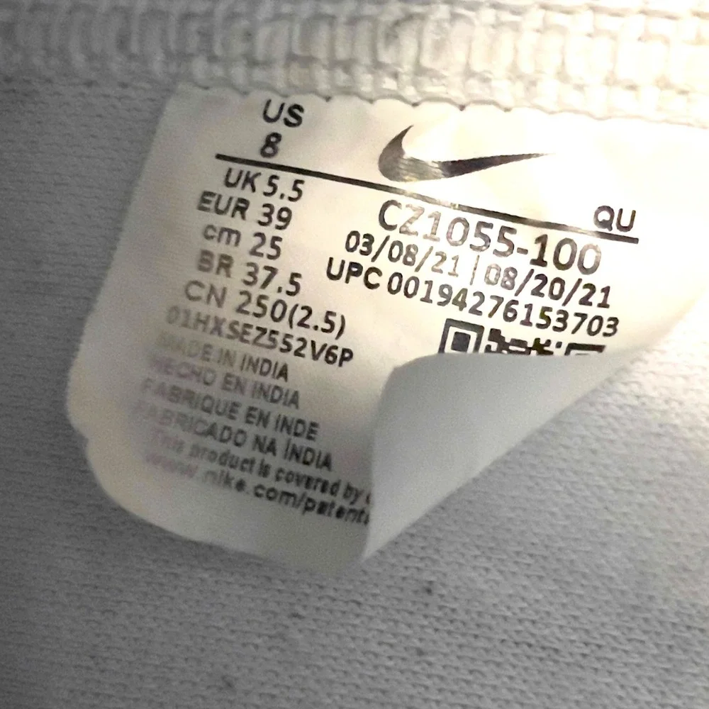 Nike‎ Blazer Mid 77 Vintage White Black CZ1055-100 Sneakers Shoes Womens Size 8